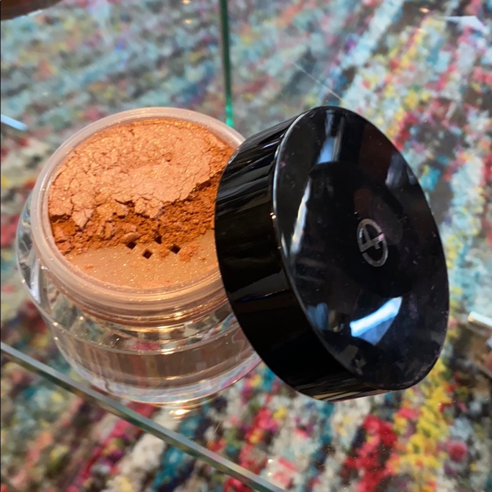 Giorgio Armani micro-fil loose powder bronzer